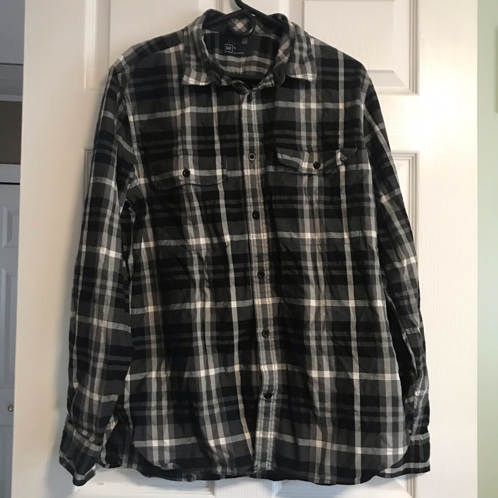 GAP men’s black flannel shirt